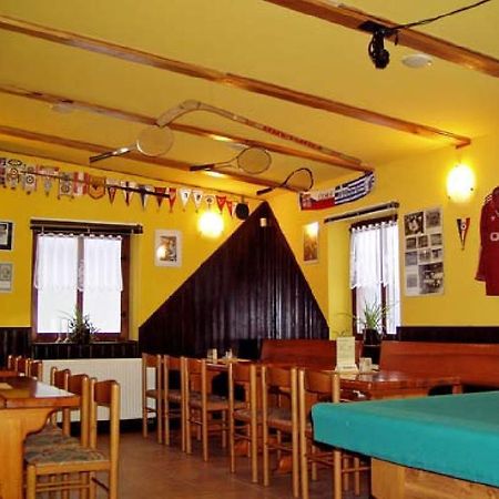 Restaurace A Penzion U Vladaru Mikulášovice 외부 사진