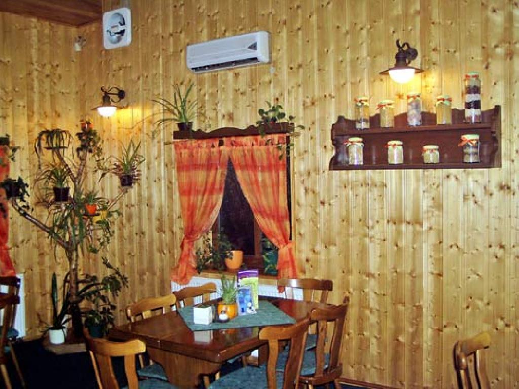 Restaurace A Penzion U Vladaru Mikulášovice 외부 사진